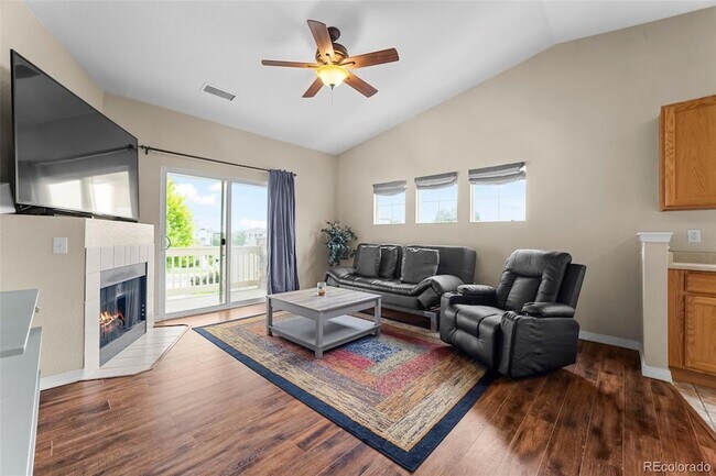 Foto del edificio - 9569 Pearl Cir