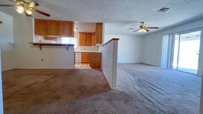 Foto del edificio - Cute 3 Bedroom 2 Bathroom Home