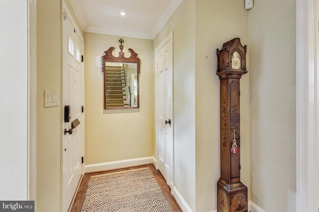 Foto del edificio - 4831 Calvert St NW