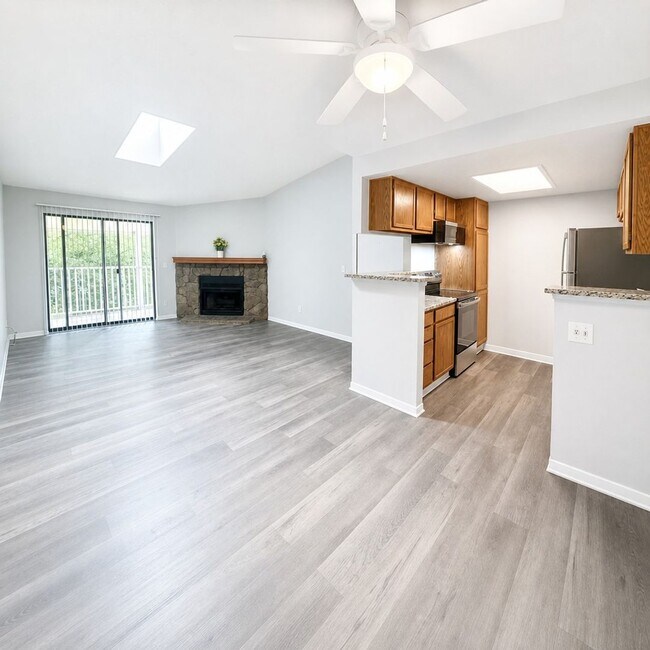 Foto del edificio - Beautifully Remodeled | 1 Bed · 1 Bath | Pet Friendly