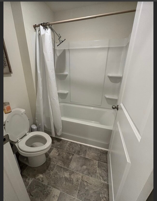 Building Photo - 3312 Ridge Side Dr