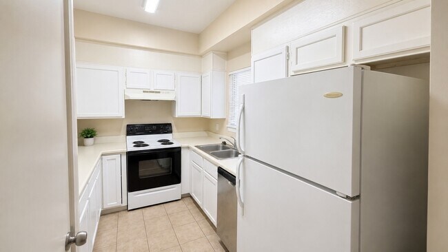 Foto del edificio - 3100 Walnut Bend Ln