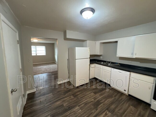Foto del edificio - 6238 Eastridge Dr