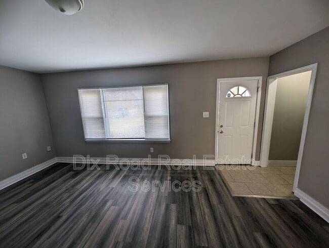 Building Photo - 1047 Lexington Ave