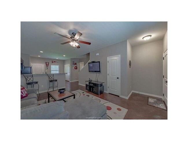 Building Photo - 131 Watson St