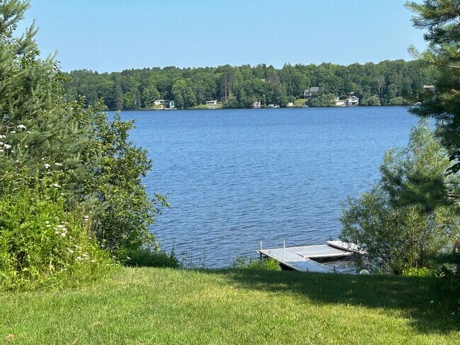 Foto del edificio - 5851 S Pike Lake Rd