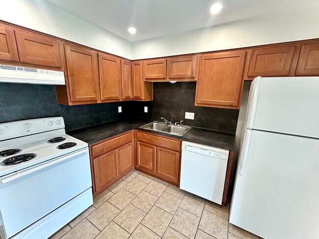 Foto del edificio - 1614 Cloverdale Ct