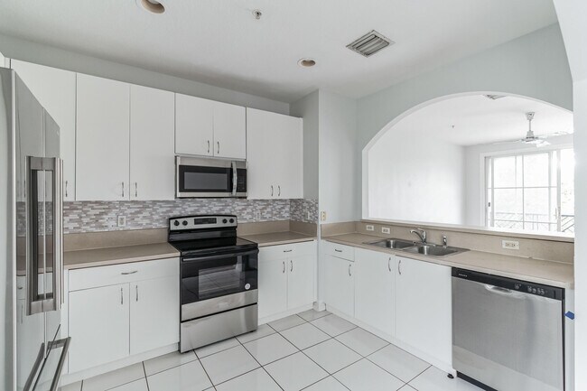 Foto del edificio - 310 NW 1st St