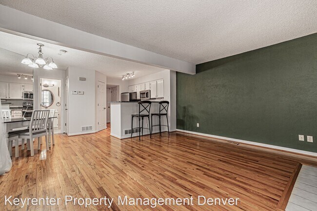 Building Photo - 2 br, 1 bath House - 4846 E Kentucky Ave #D