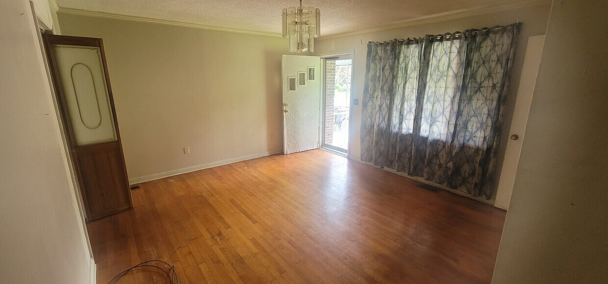 Primary Photo - 2017 New Wilkinson Ave