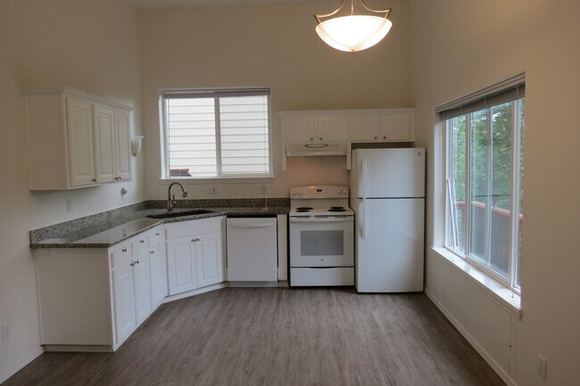 Foto del edificio - Spaceous 800 sq ft single bedroom one bath...