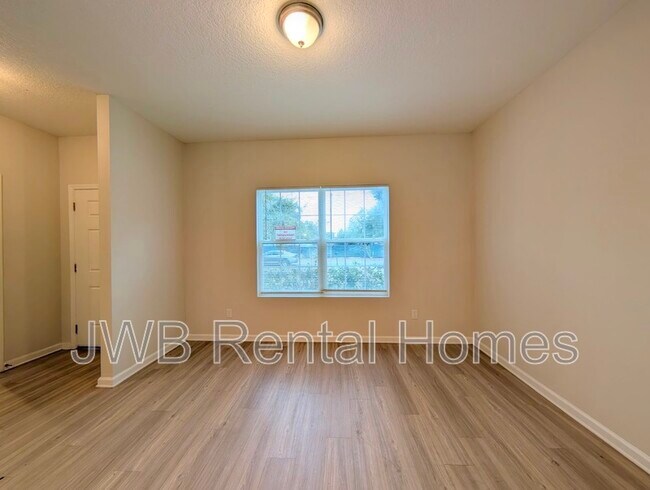 Foto del edificio - 7216 Luke St