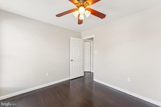 Building Photo - 5907 L St