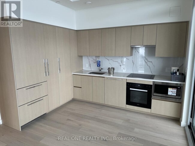 Building Photo - 1 Concord Cityplace Wy