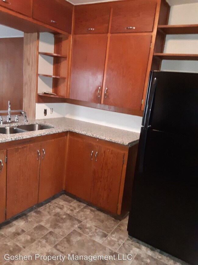 Building Photo - 2 br, 1 bath House - 2551 N Litchfield