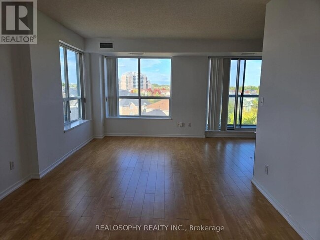 Photo du bâtiment - 3 Ellesmere St