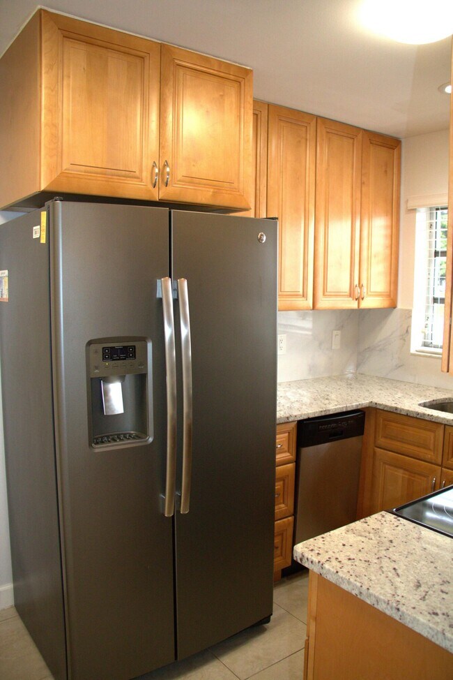 Foto del edificio - 112 1st Ave S