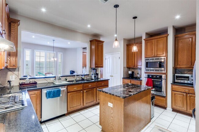 Foto del edificio - 9604 Crenata Cove