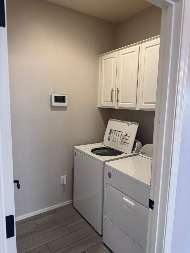 Foto del edificio - 955 E Prairie Field Ln