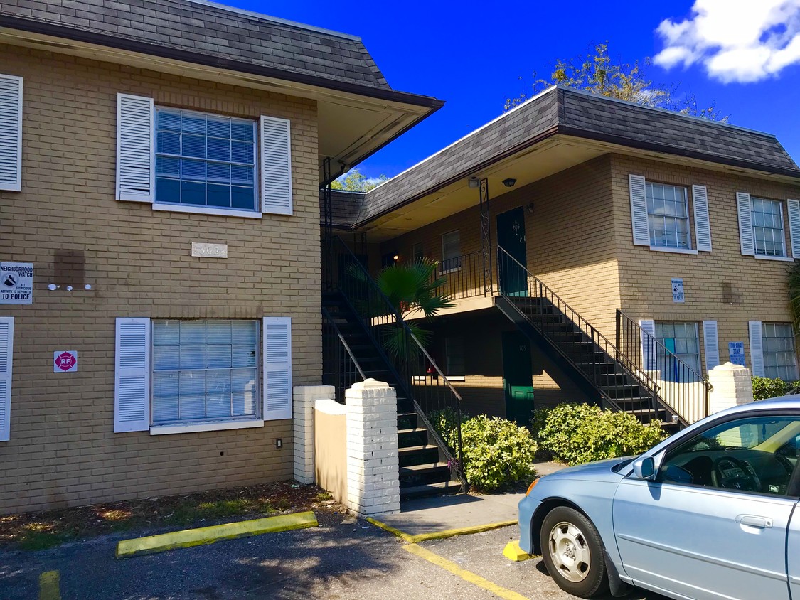 Foto principal - 13624 N 15th St