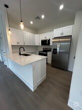Building Photo - 12136 Tetzel Ave