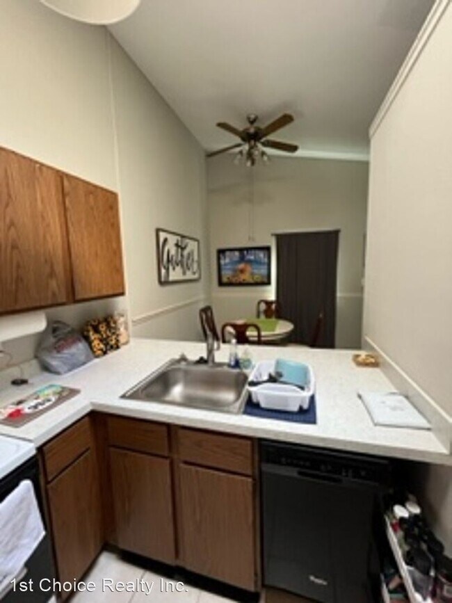 Building Photo - 2 br, 2 bath House - 1132 Tyler Ave