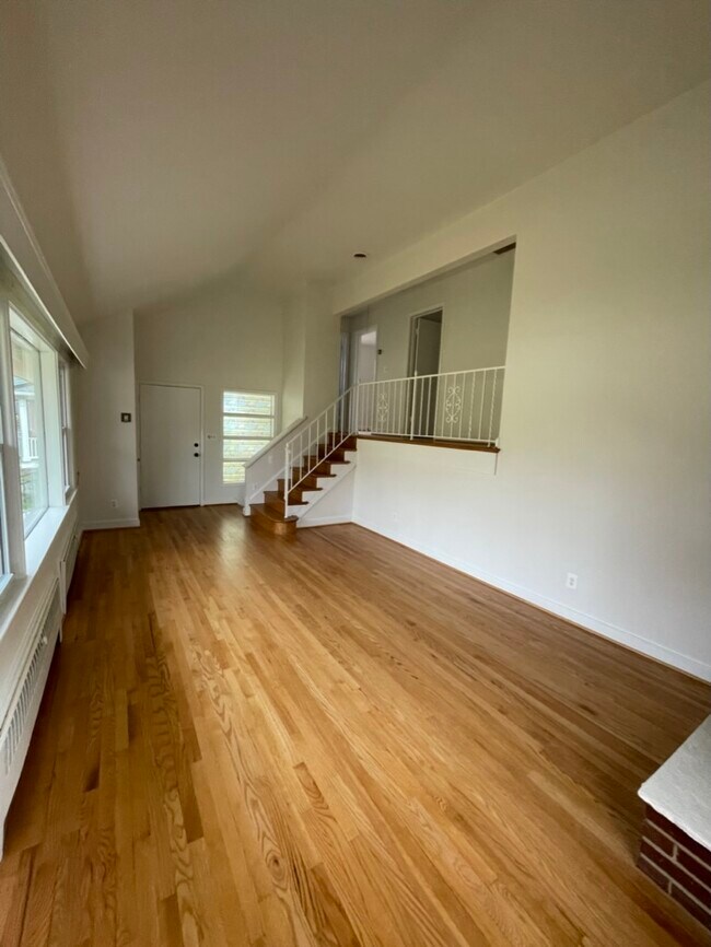 family room - 10204 Carroll Plz