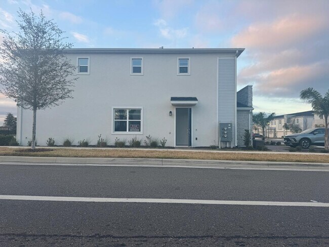 Foto del edificio - 240 Bogey Dr