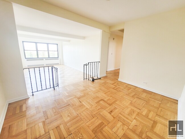 Foto del edificio - 930 Grand Concourse