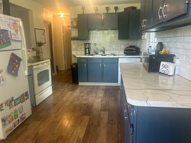 Foto del edificio - 8272 Wyatt Rd