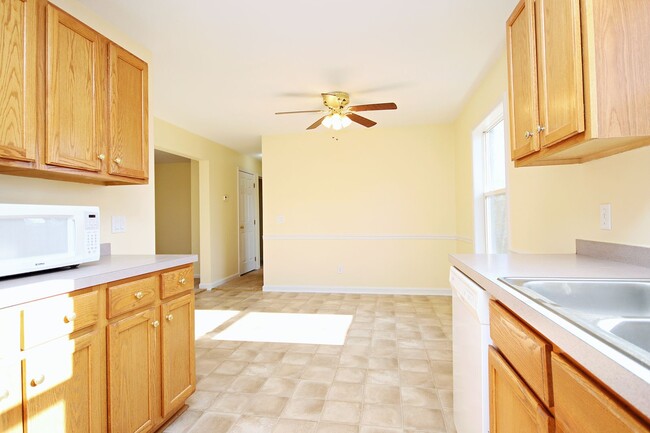 Foto del edificio - Pet-Friendly N.Albemarle Home on Over 2.5 ...