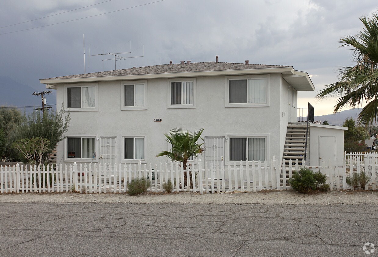 Building Photo - 11761 Mesquite Ave