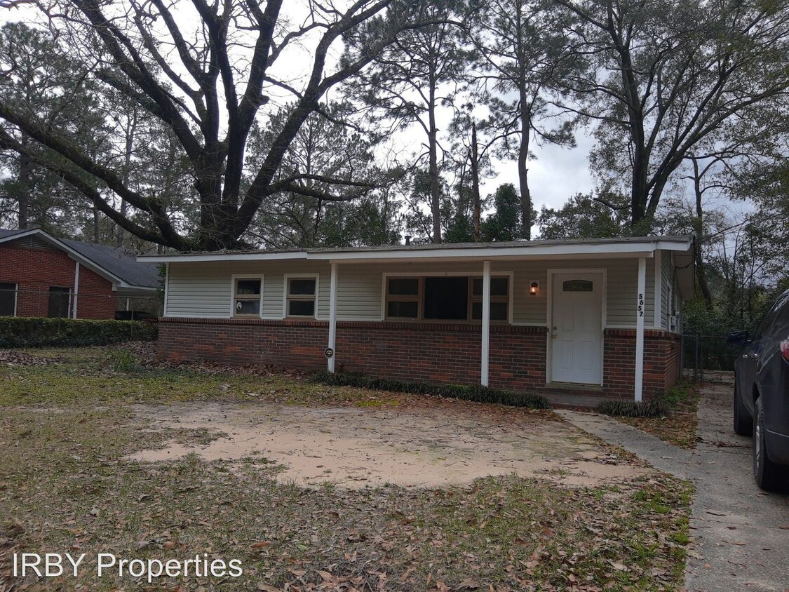 Primary Photo - 3 br, 1 bath House - 5657 Renn Street
