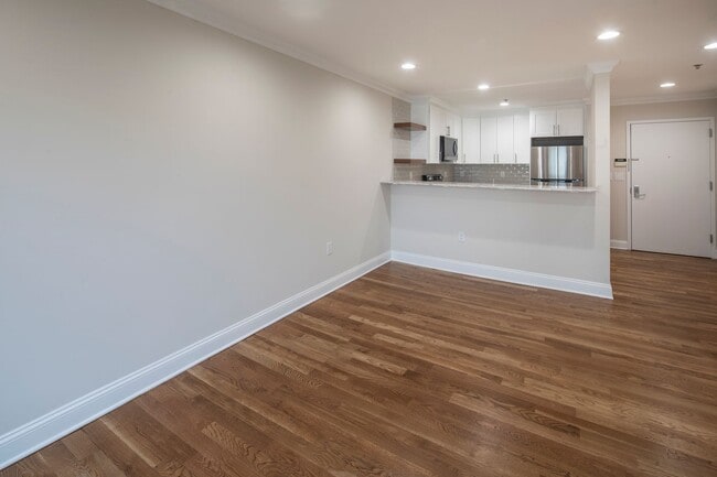 Interior Photo - Legion Manor: In-Unit Washer & Dryer, Cold Water Included, Elevator, Fitness Center, and Cat & Do...