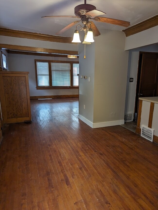 Building Photo - 3150 N 16th St