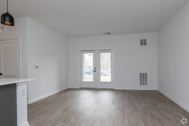 2BR, 2BA - 996SF - Living Room - The Fitzgerald