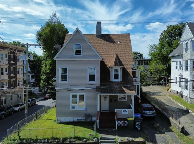 Photo - 215 Willow Street Unit 2