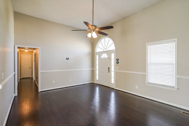Building Photo - 7109 Beard Ct