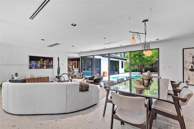 Foto del edificio - 2500 Bayview Dr