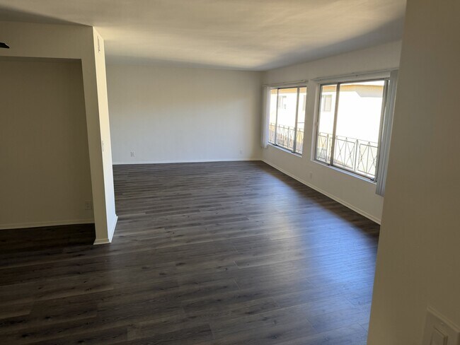 Foto del edificio - 4310 Ventura Canyon