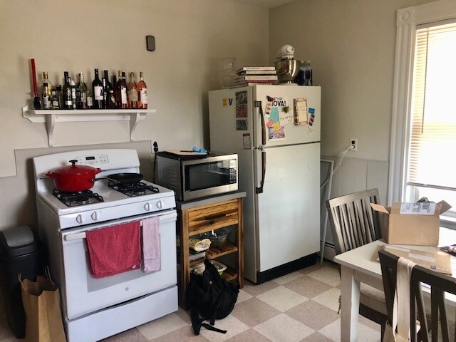 kitchen - 48 Cook St