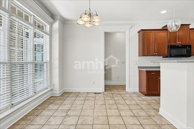 Building Photo - 3024 Silver Springs Ct
