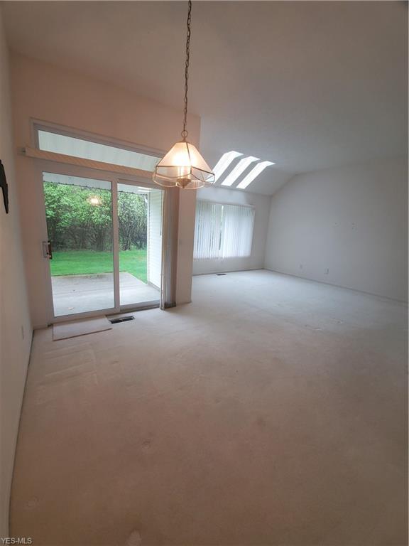 Foto del edificio - 5770 Emerald Ridge Pkwy