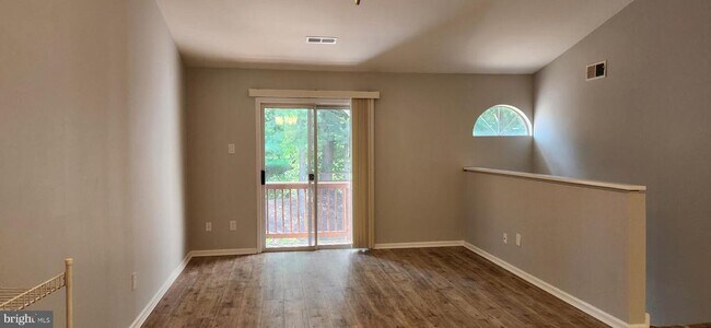 Foto del edificio - 6012 Wyncoop Ct