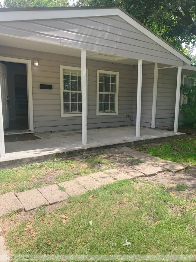 Photo - 1526 1st Ave N House