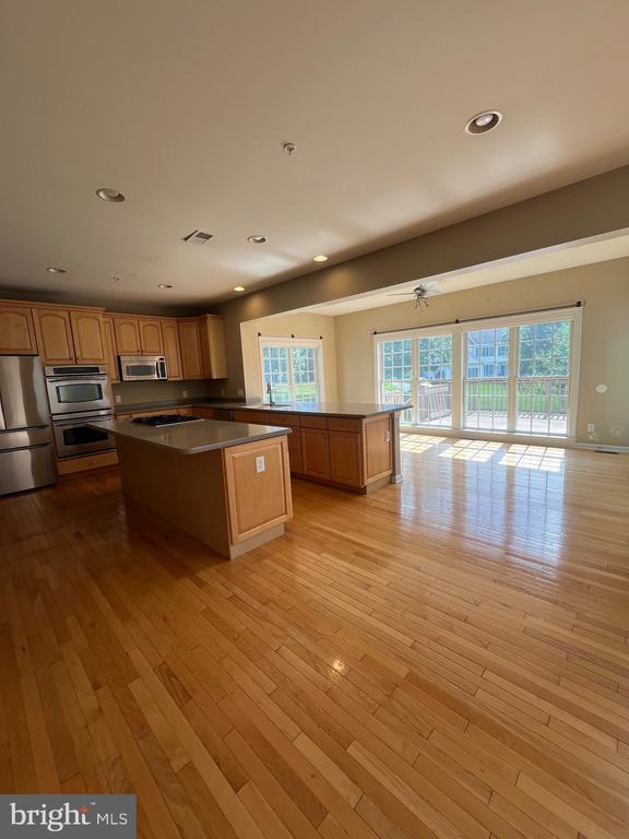 Foto del edificio - 2825 Mountain Laurel Dr