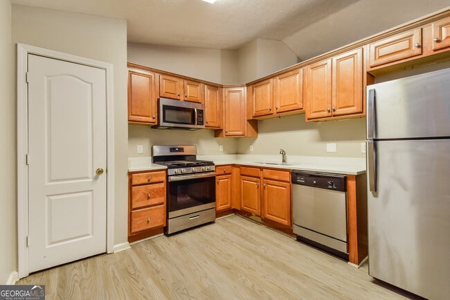 Foto del edificio - 4481 Latchwood Dr