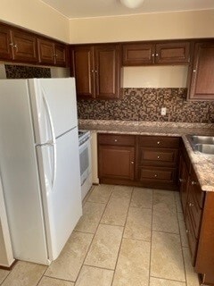 Primary Photo - 25331-25337 S Montmartre Ct