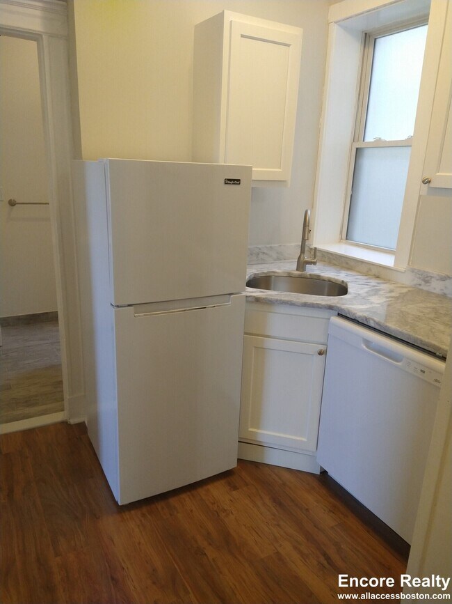 Foto del edificio - 1189 Commonwealth Ave