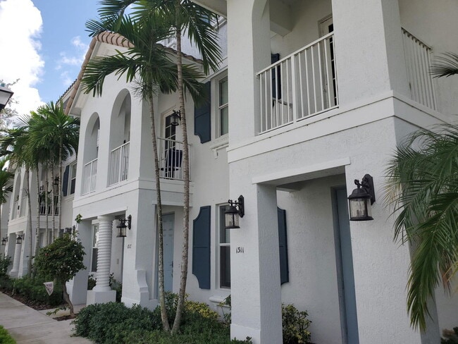 Photo - 1317 Piazza Pitti House